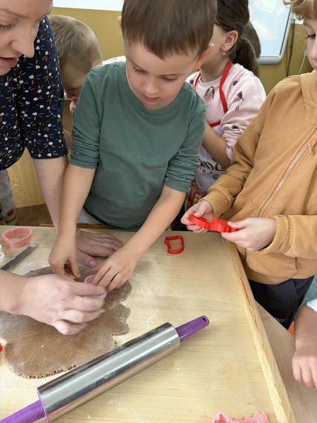 pecenie medovnikov 16.jpg